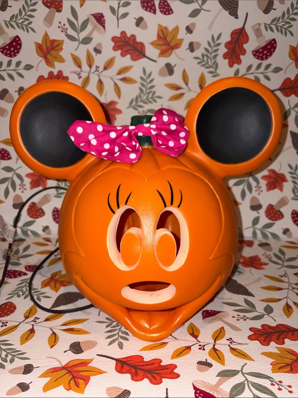 Disney Halloween Pumpkin Minnie Mouse Light-Up Decoration